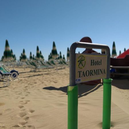 Hotel Taormina Лидо ди Йезоло Екстериор снимка